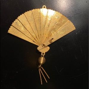 Vintage reversible gold tone pendant